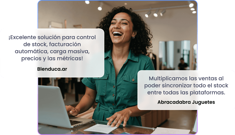 Comerciante usando Ecomm-App con testimonios de clientes